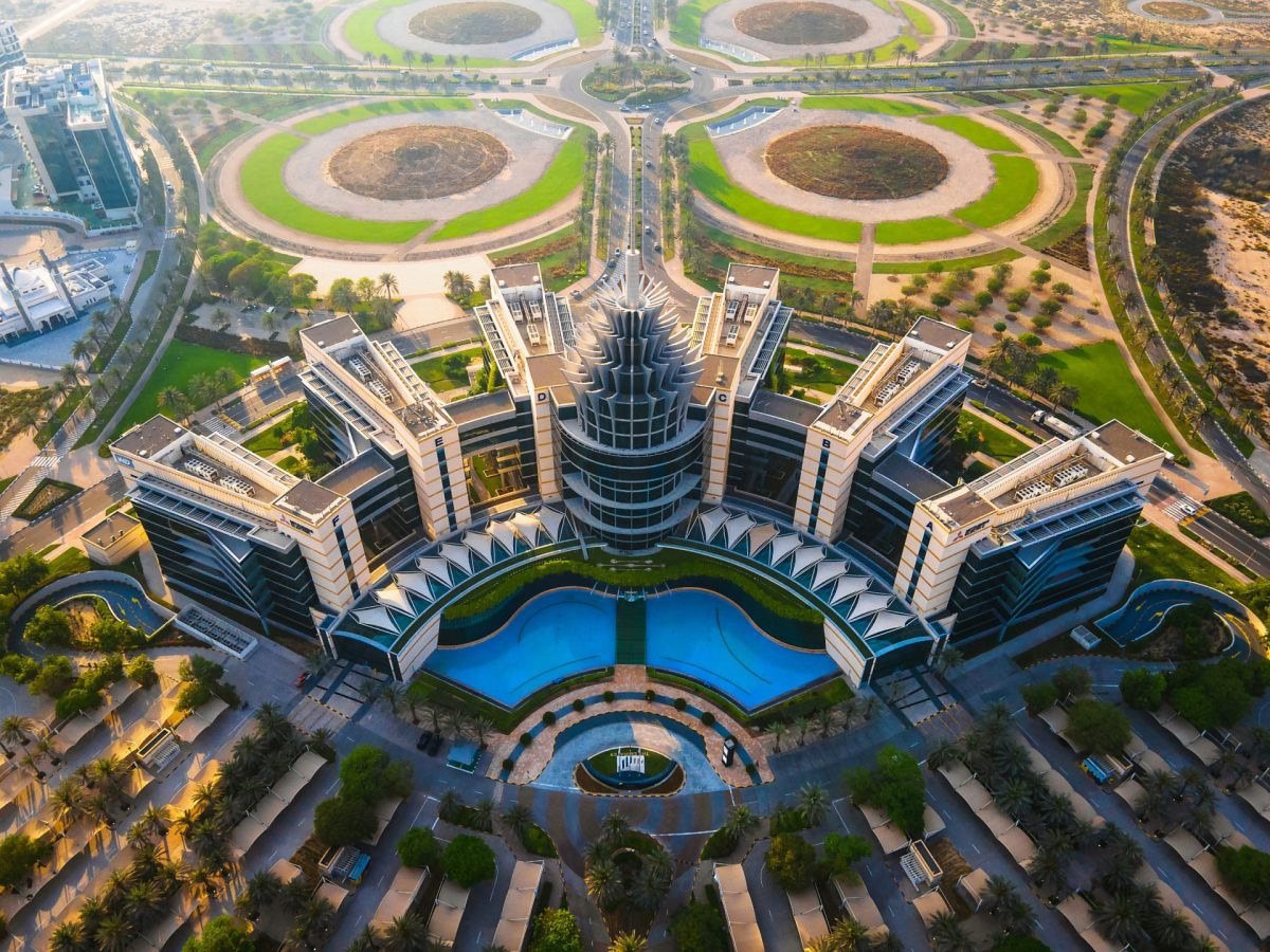 Dubai Silicon Oasis HQ — View 1