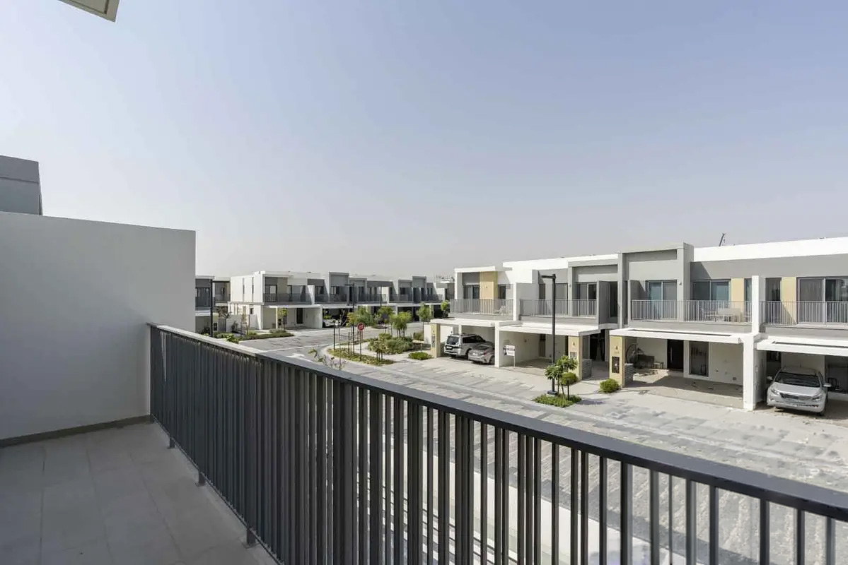Elan Townhouses — View 3